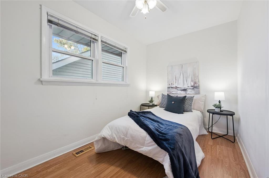 532 Victoria Street S, Kitchener, ON - Indoor Photo Showing Bedroom