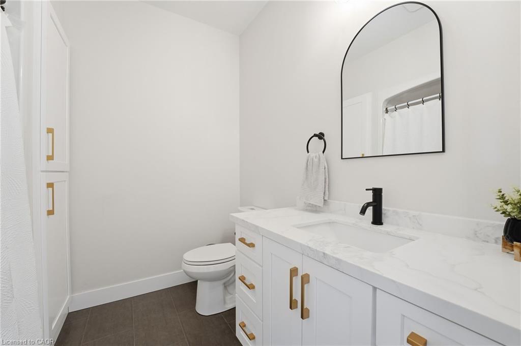 48 Rebecca Drive, Aylmer, ON - Indoor Photo Showing Bathroom