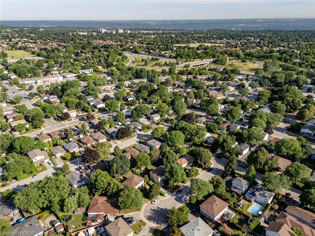 8 Gerrick Court, Hamilton, ON - Outdoor With View