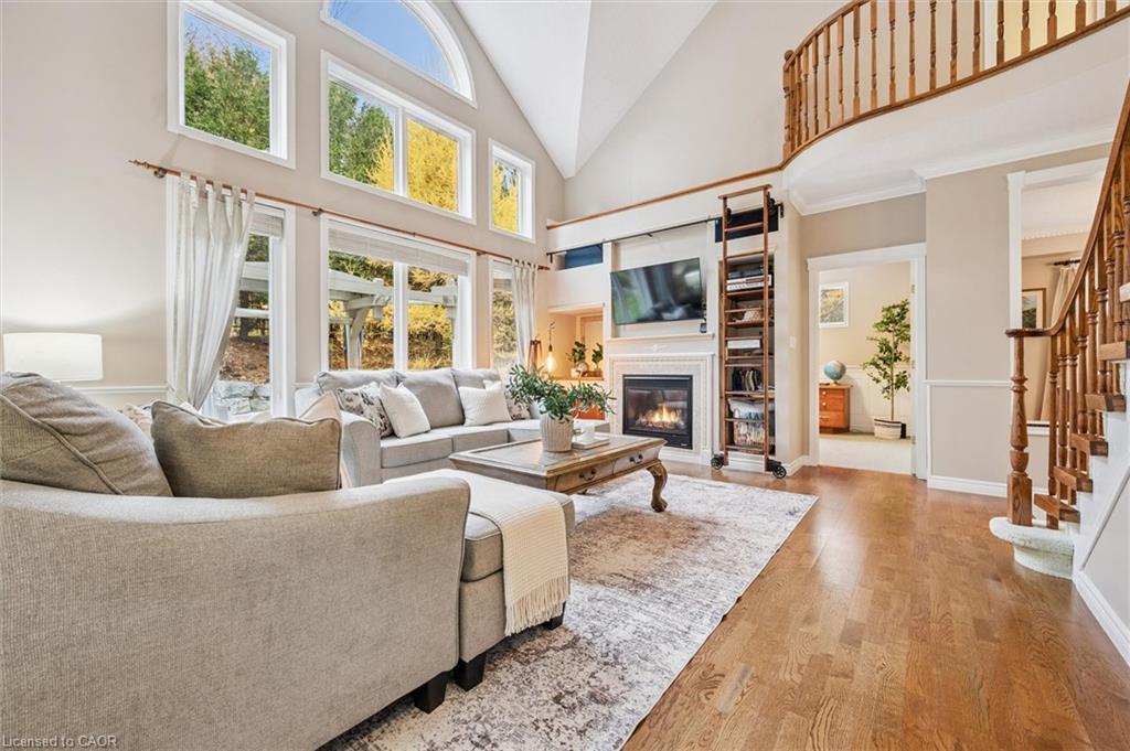317 Winterburg Court, Waterloo, ON - Indoor Photo Showing Living Room With Fireplace