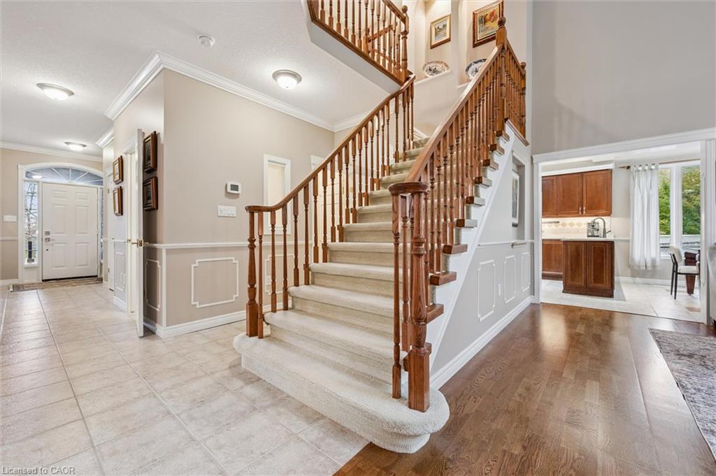 317 Winterburg Court, Waterloo, ON - Indoor Photo Showing Other Room