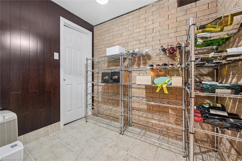 317 Winterburg Court, Waterloo, ON - Indoor