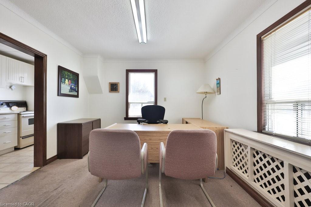 160 King Street E, Mississauga, ON - Indoor Photo Showing Office