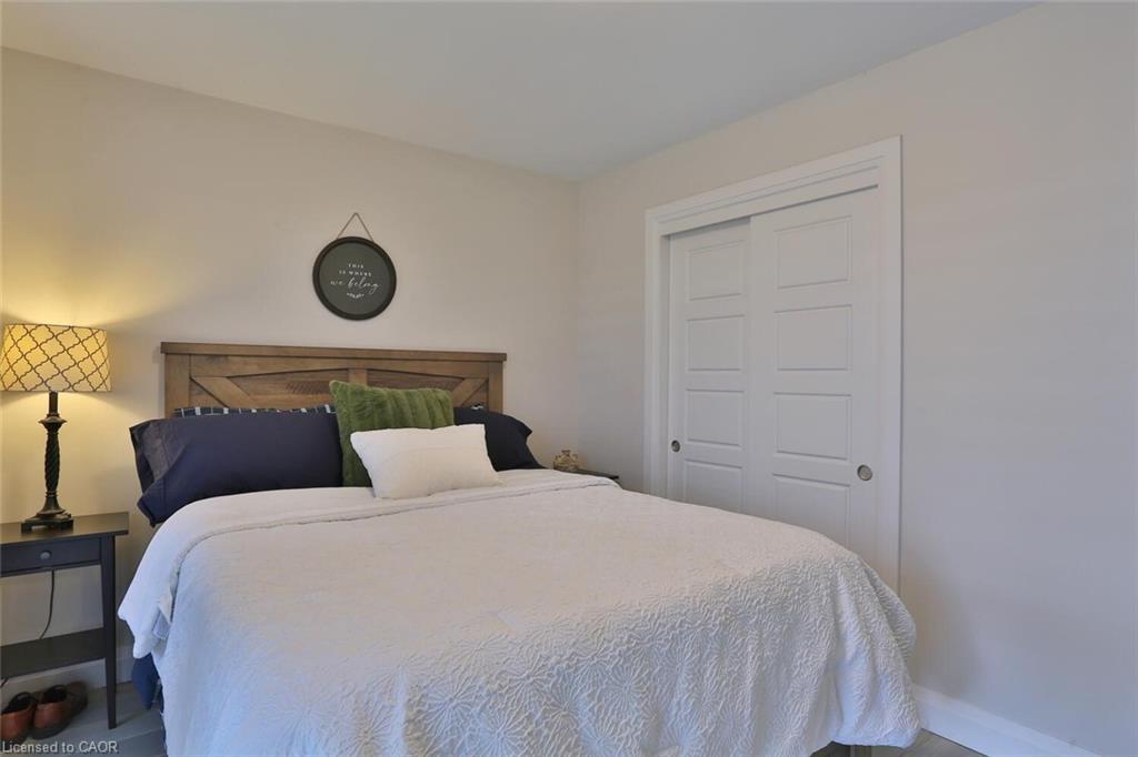 118-5 Wake Robin Drive, Kitchener, ON - Indoor Photo Showing Bedroom