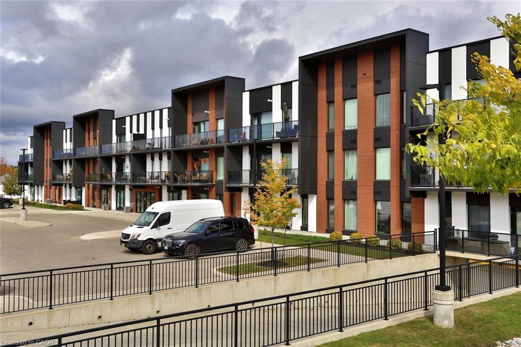 118-5 Wake Robin Drive, Kitchener, ON - Outdoor With Facade