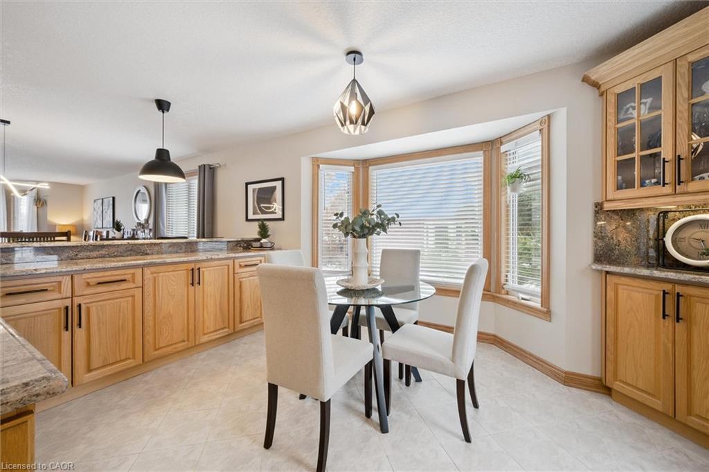 4130 Weimar Line, Wellesley, ON - Indoor Photo Showing Dining Room