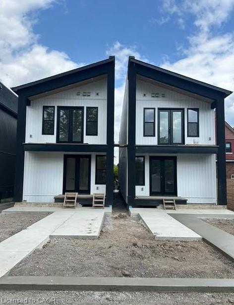 77 Melbourne Street, Hamilton, ON - Outdoor With Facade