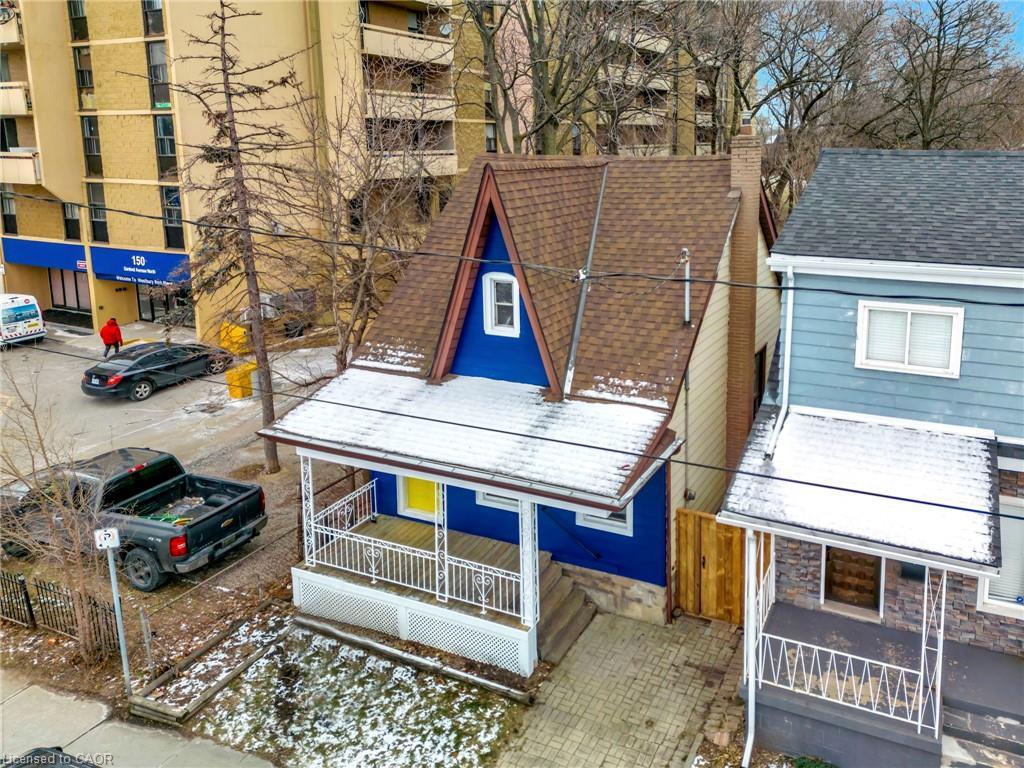 142 Sanford Avenue N, Hamilton, ON - Outdoor