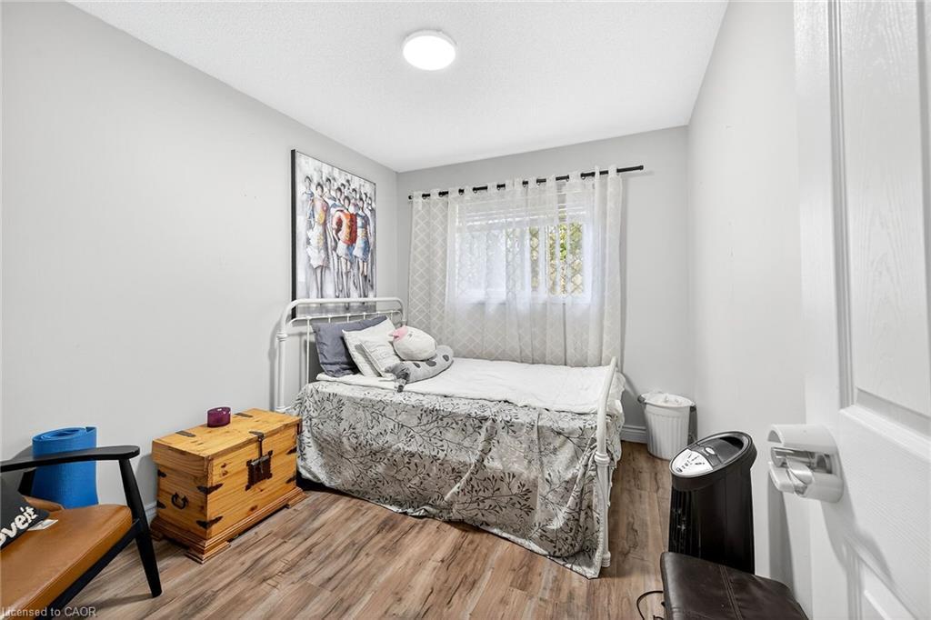 14-134 Terni Boulevard, Hamilton, ON - Indoor Photo Showing Bedroom
