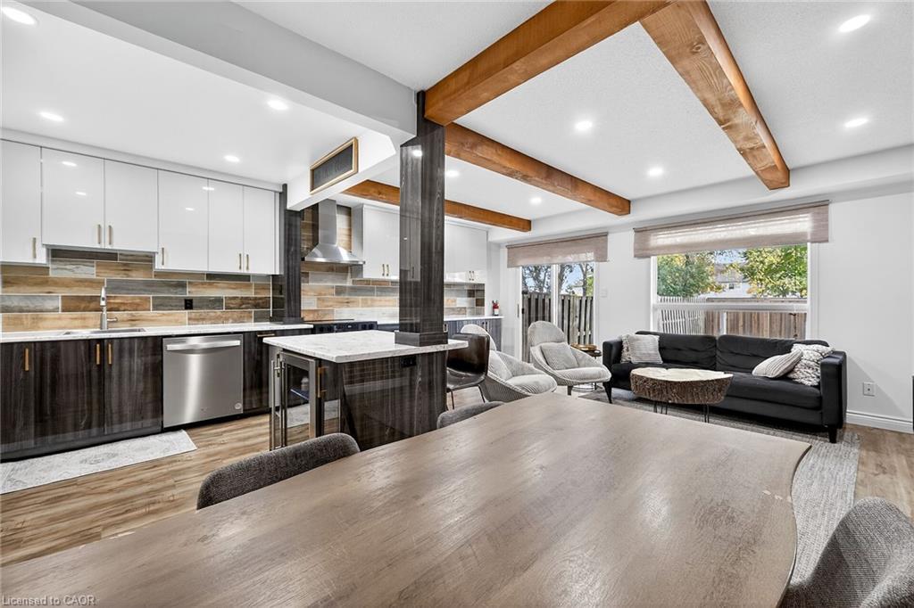 14-134 Terni Boulevard, Hamilton, ON - Indoor