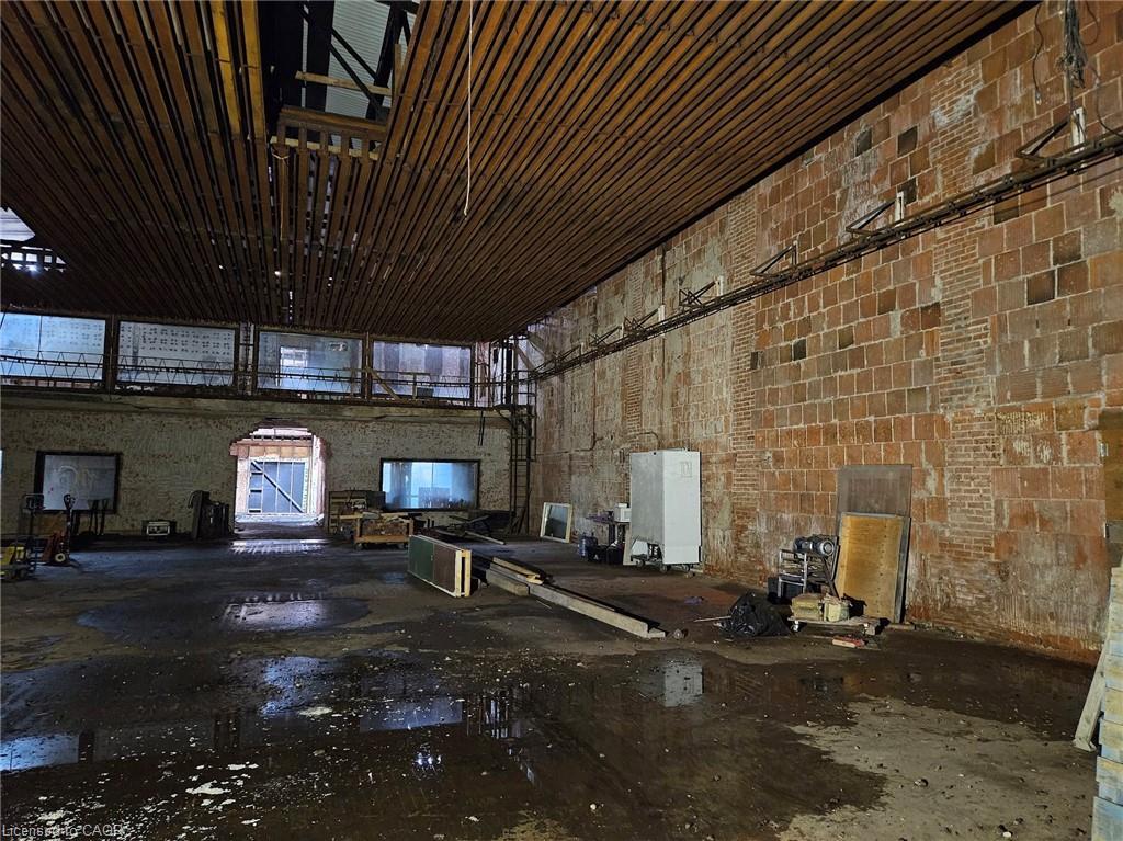 434 King Street W, Hamilton, ON