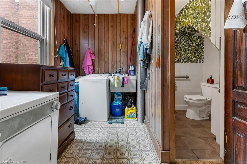 193 Locke Street N, Hamilton, ON - Indoor