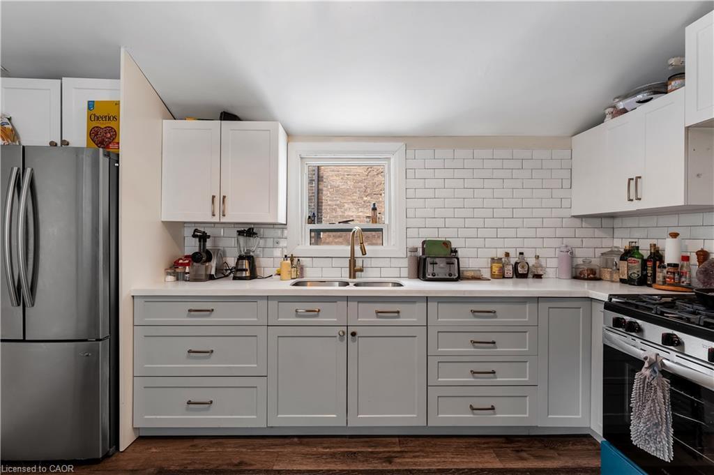 193 Locke Street N, Hamilton, ON - Indoor Photo Showing Kitchen With Double Sink