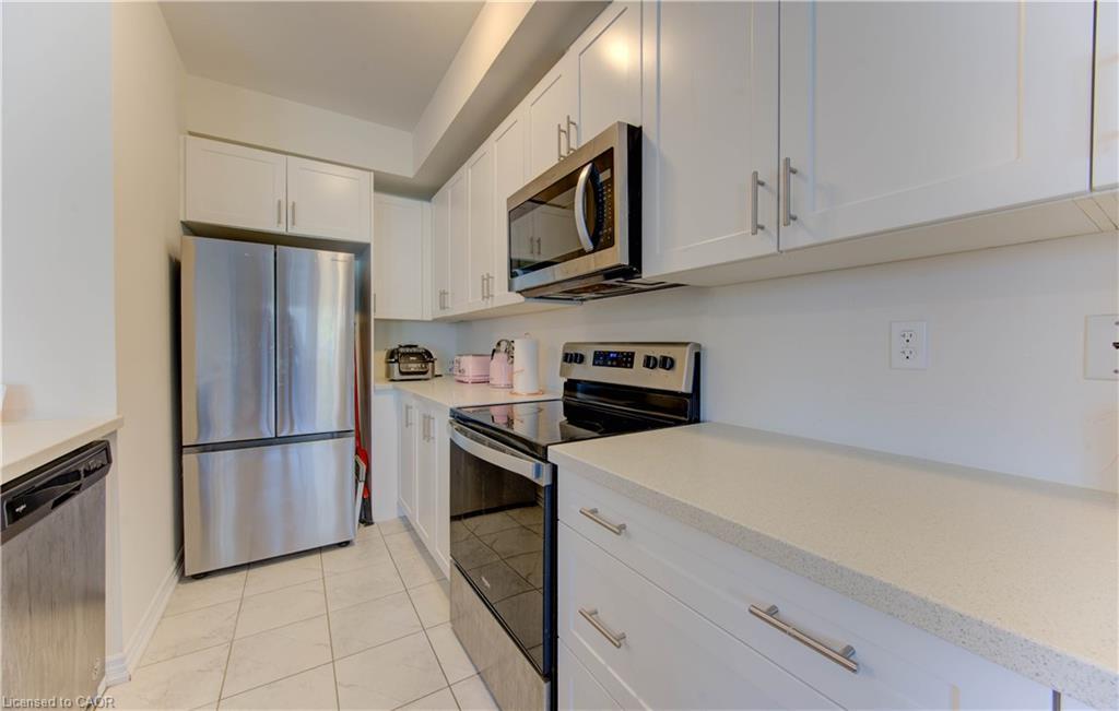 B-385 Westwood Drive, Kitchener, ON - Indoor Photo Showing Kitchen With Stainless Steel Kitchen