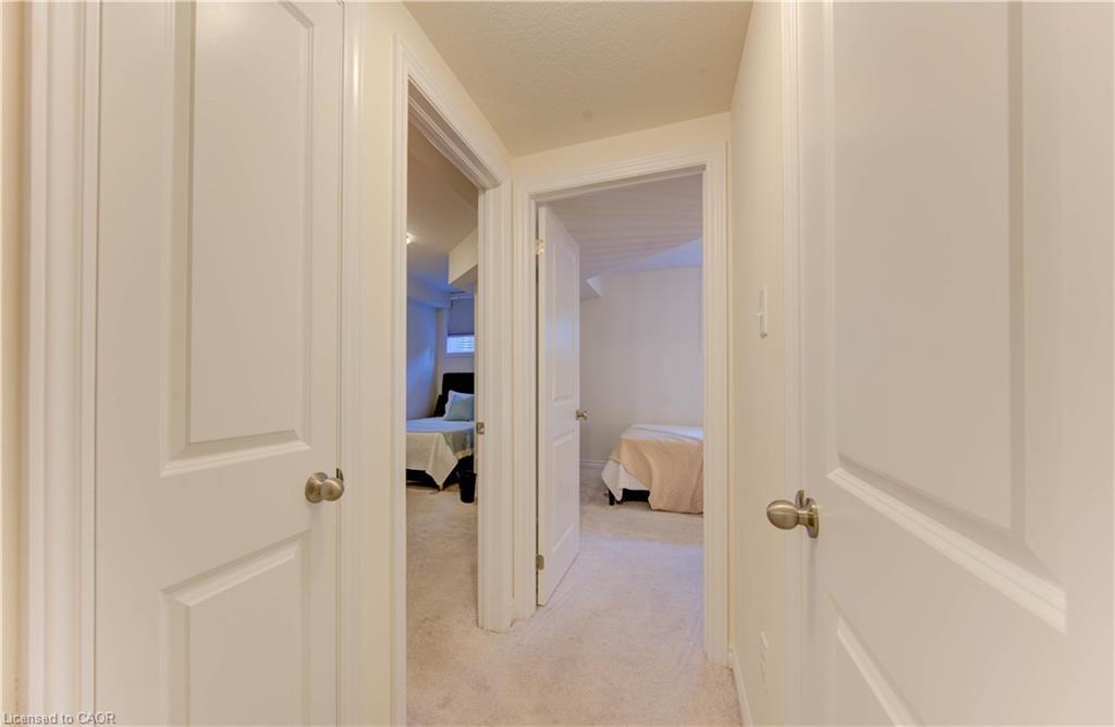 B-385 Westwood Drive, Kitchener, ON - Indoor Photo Showing Other Room