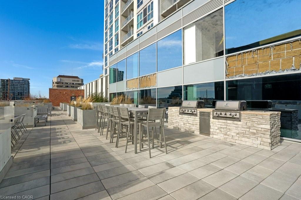 3313-60 Frederick Street, Kitchener, ON - Outdoor