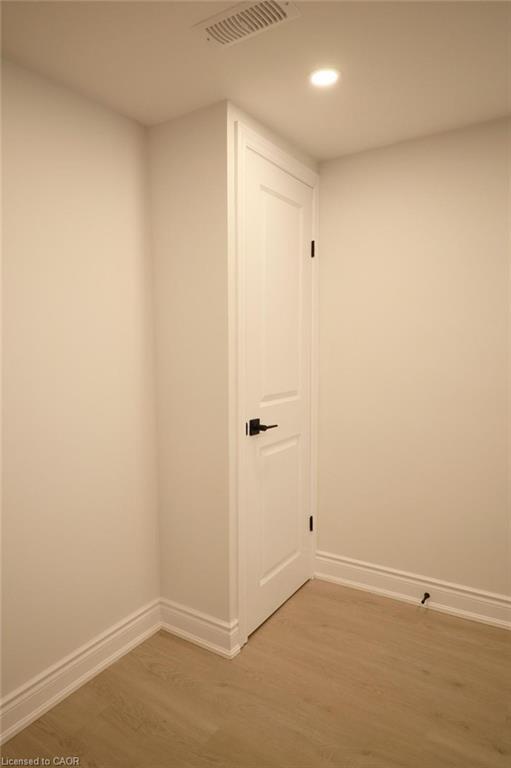 B-924 Concession Street, Hamilton, ON - Indoor Photo Showing Other Room