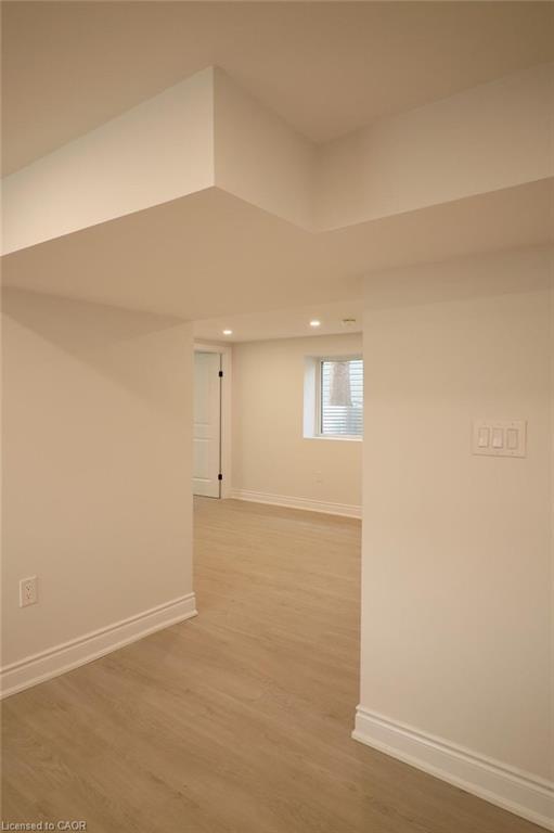 B-924 Concession Street, Hamilton, ON - Indoor Photo Showing Other Room