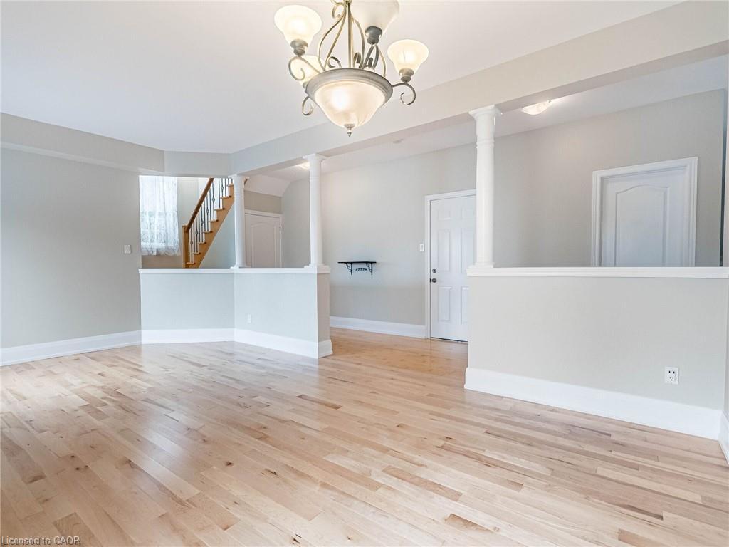 4 Panorama Way, Stoney Creek, ON - Indoor Photo Showing Other Room