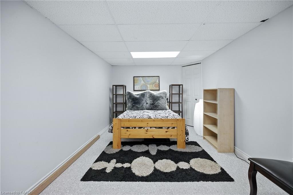 38 Locke Street S, Hamilton, ON - Indoor Photo Showing Bedroom