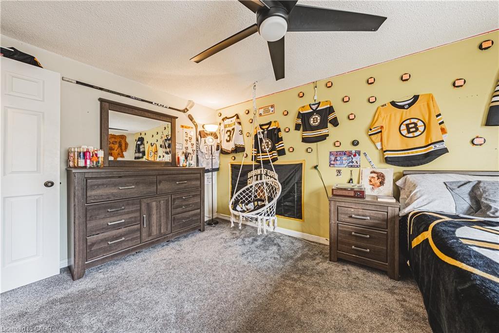 5 Bing Crescent, Stoney Creek, ON - Indoor Photo Showing Bedroom