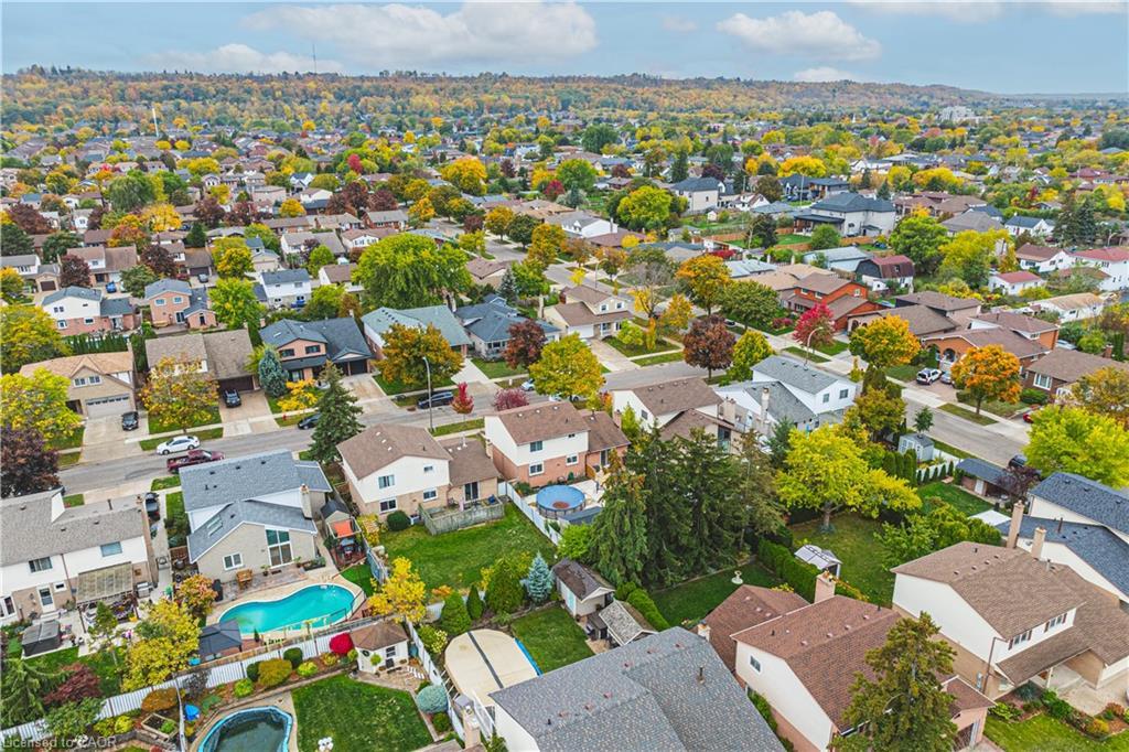 5 Bing Crescent, Stoney Creek, ON - Outdoor With View