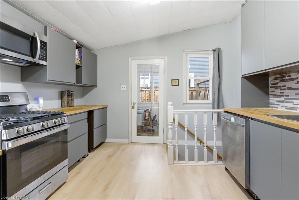 159 Durham Street, Port Colborne, ON - Indoor Photo Showing Kitchen