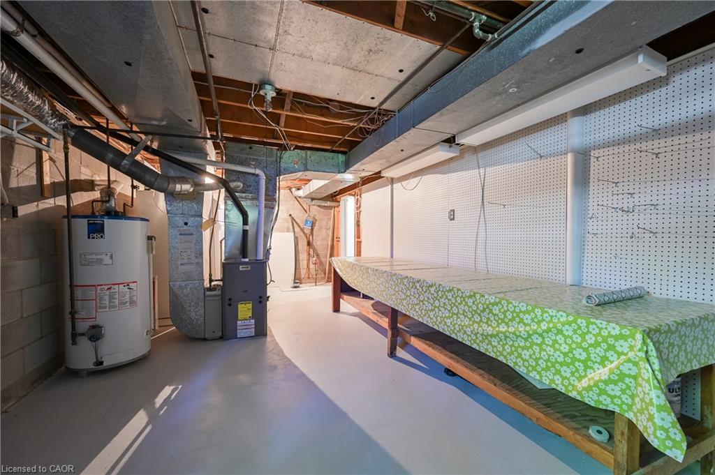 2471 Meadowood Crescent, Oakville, ON - Indoor Photo Showing Basement