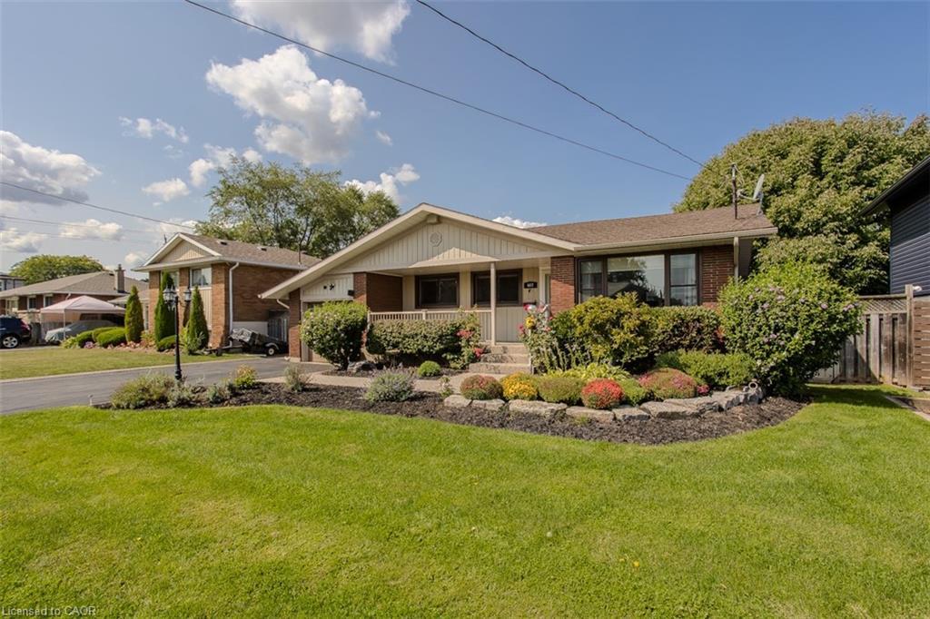 407 Murray Street, Grimsby, ON - Outdoor With Deck Patio Veranda