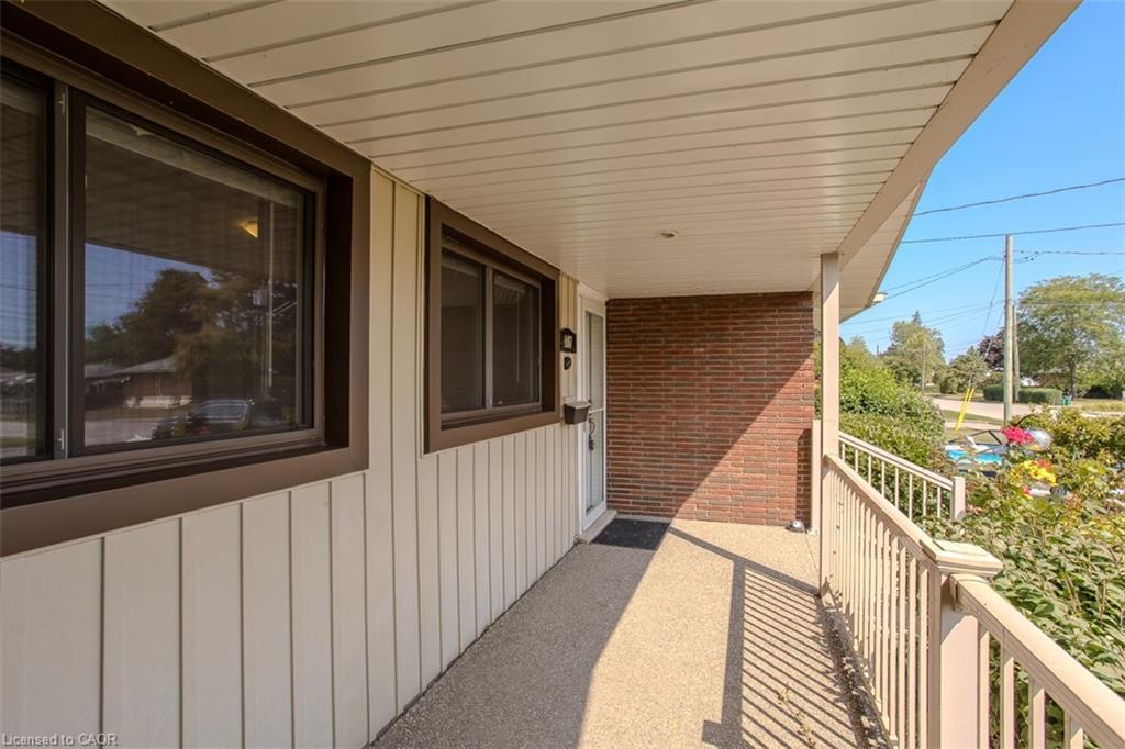 407 Murray Street, Grimsby, ON - Outdoor With Exterior