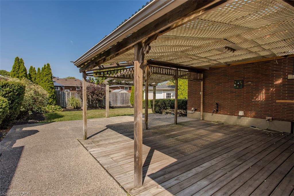 407 Murray Street, Grimsby, ON - Outdoor With Deck Patio Veranda