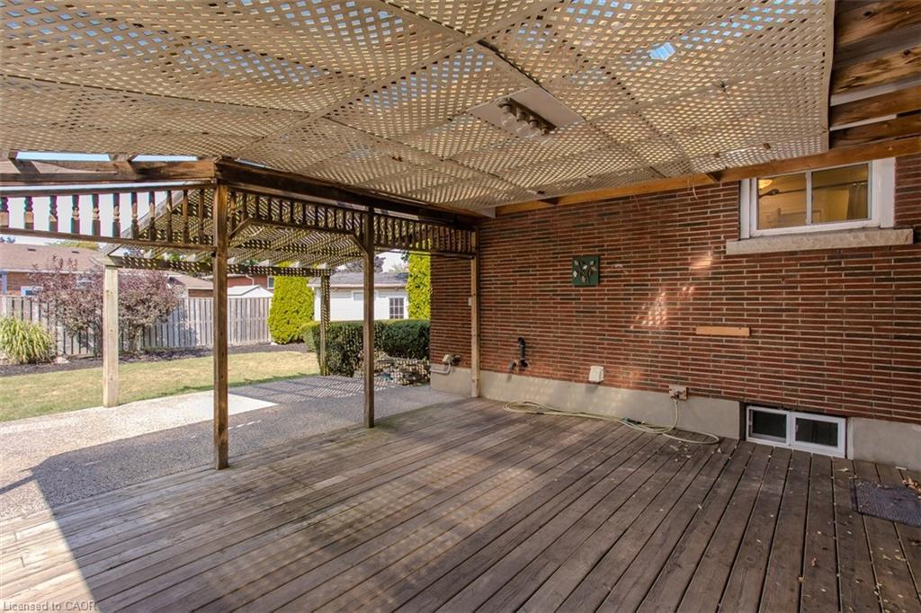 407 Murray Street, Grimsby, ON - Outdoor With Deck Patio Veranda