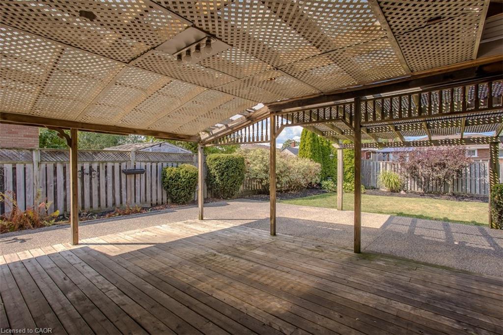 407 Murray Street, Grimsby, ON - Outdoor With Deck Patio Veranda