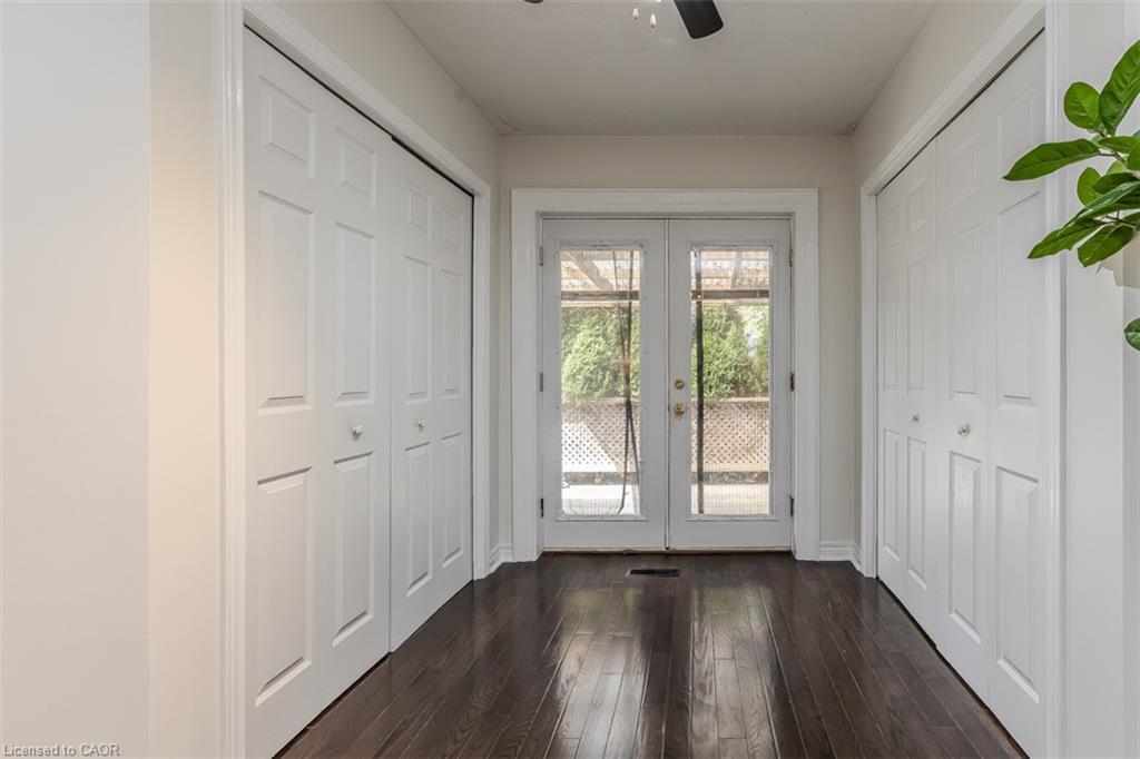 407 Murray Street, Grimsby, ON - Indoor Photo Showing Other Room