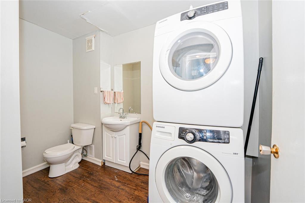 38-14 Williamsburg Road, Kitchener, ON - Indoor Photo Showing Laundry Room
