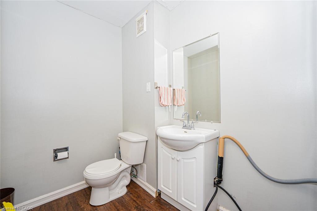 38-14 Williamsburg Road, Kitchener, ON - Indoor Photo Showing Bathroom