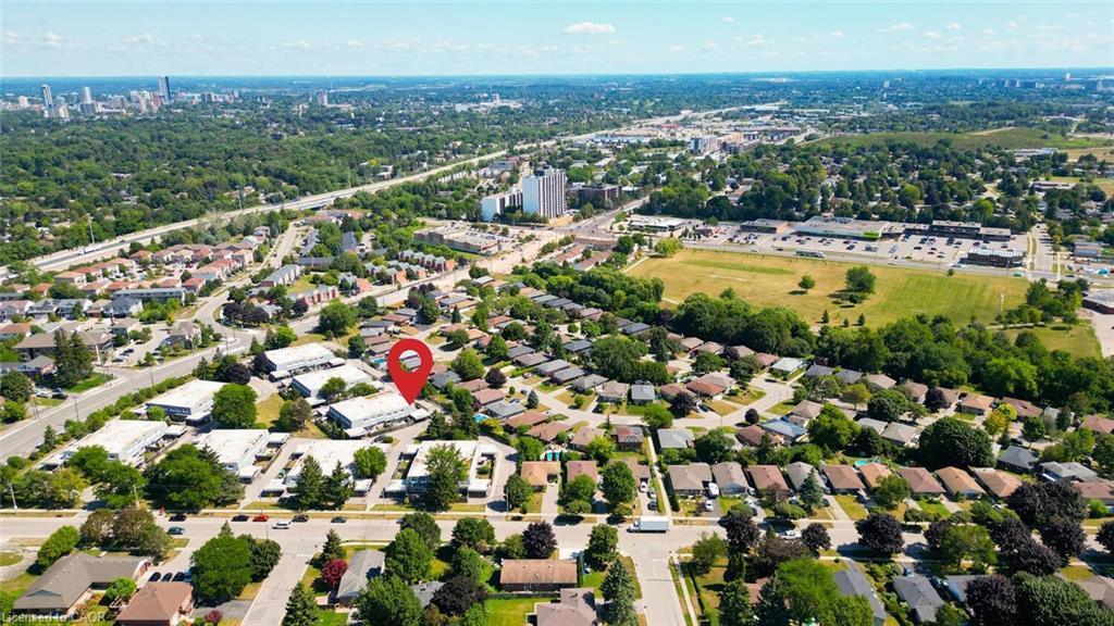 38-14 Williamsburg Road, Kitchener, ON - Outdoor With View