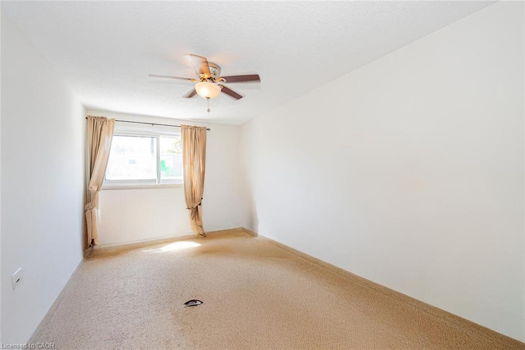 38-14 Williamsburg Road, Kitchener, ON - Indoor Photo Showing Other Room