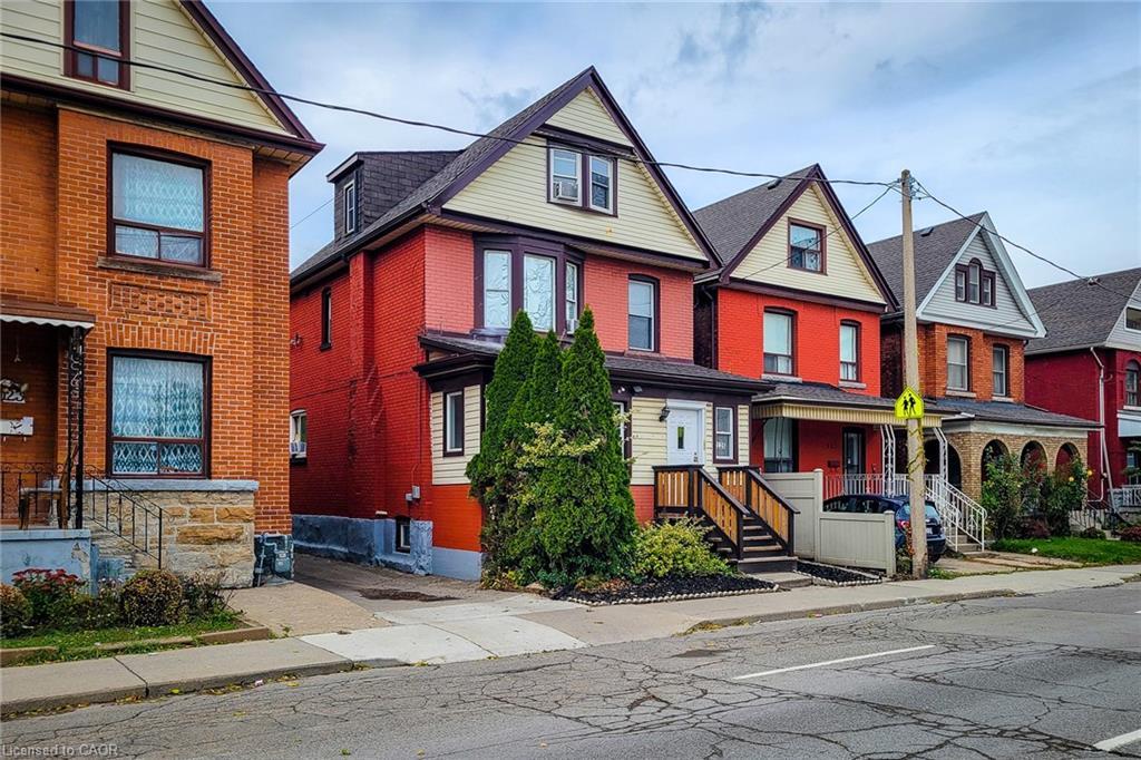 125 Sanford Avenue N, Hamilton, ON - Outdoor With Facade