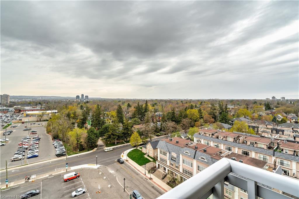 1001-2025 Maria Street, Burlington, ON - Outdoor With View