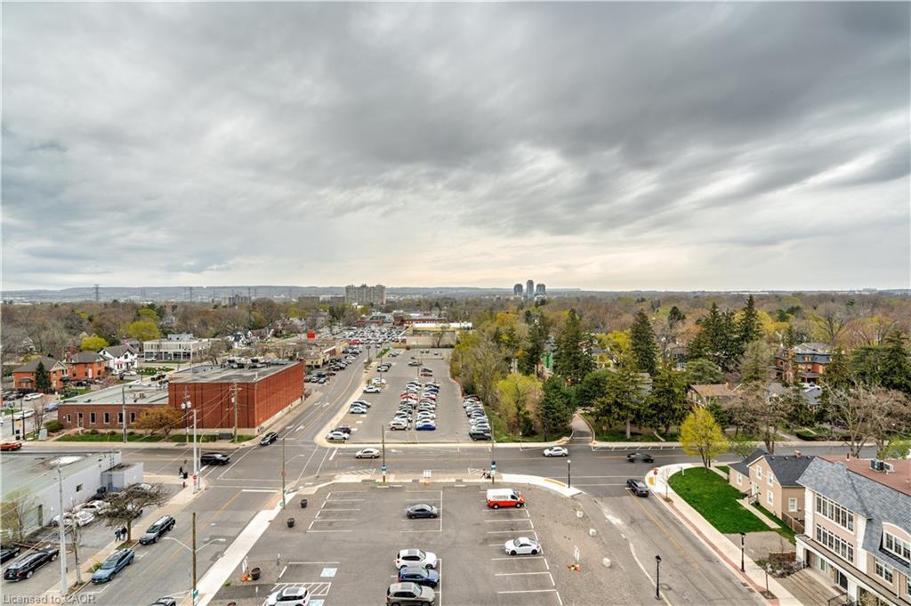 1001-2025 Maria Street, Burlington, ON - Outdoor With View