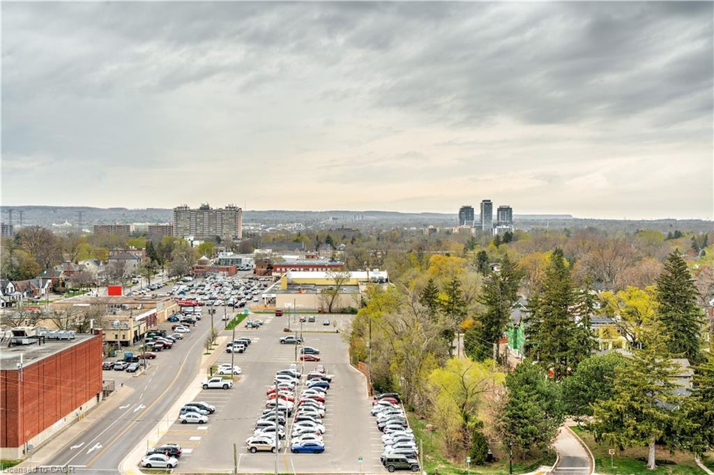 1001-2025 Maria Street, Burlington, ON - Outdoor With View