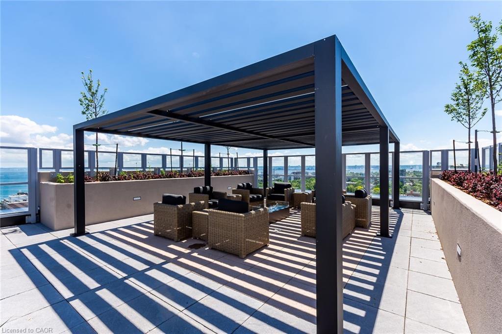 1001-2025 Maria Street, Burlington, ON - Outdoor