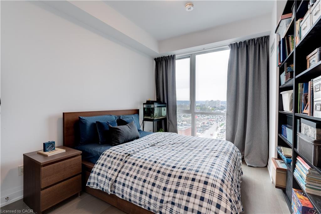 1001-2025 Maria Street, Burlington, ON - Indoor Photo Showing Bedroom