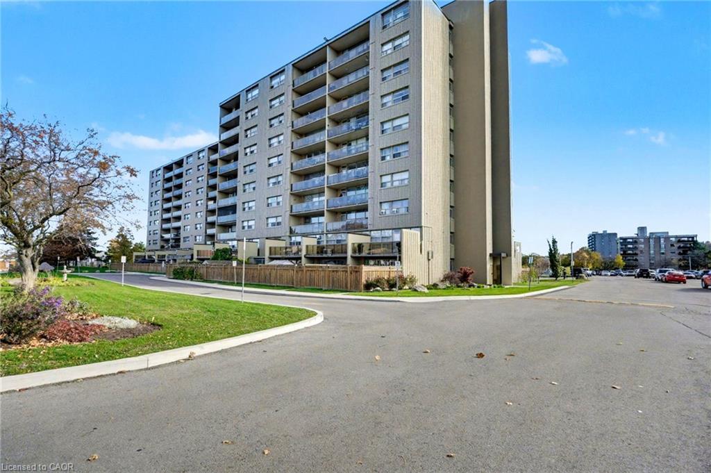 1001-15 Nicklaus Drive, Hamilton, ON - Outdoor With Facade