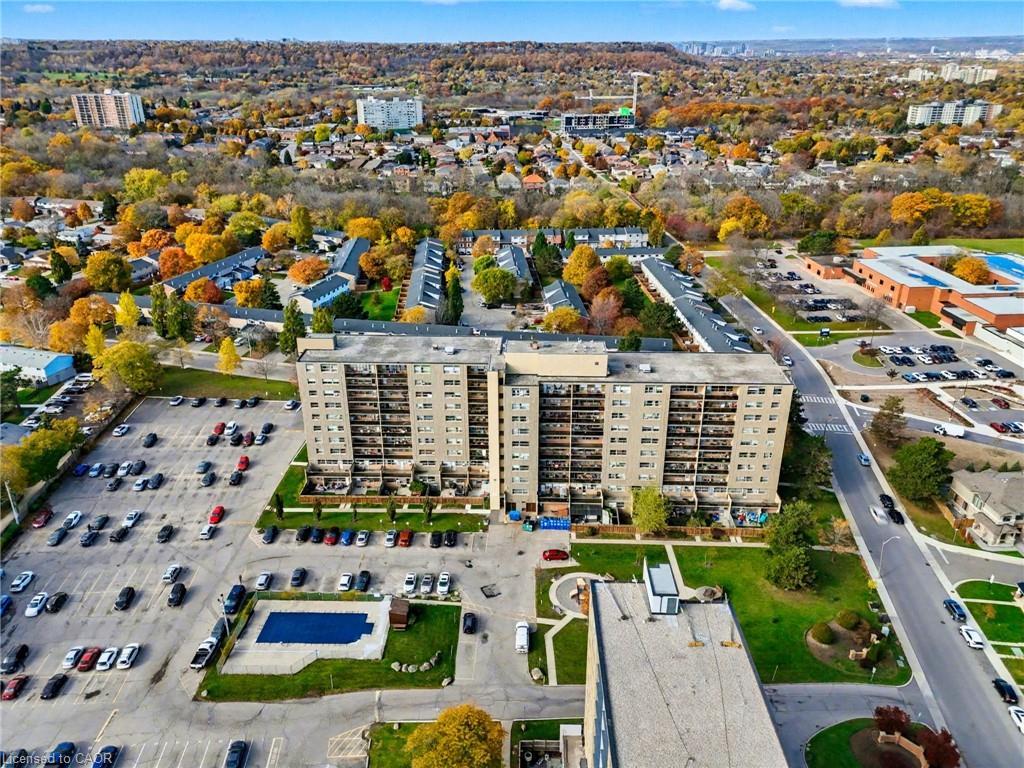 1001-15 Nicklaus Drive, Hamilton, ON - Outdoor With View