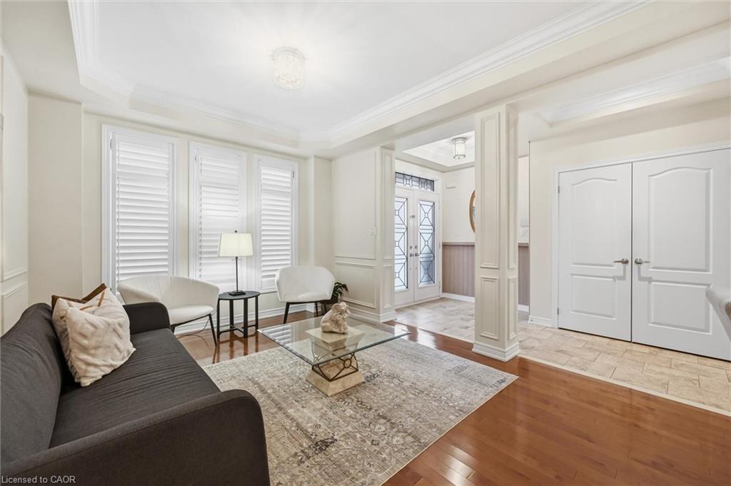 266 Admiral Drive, Oakville, ON - Indoor