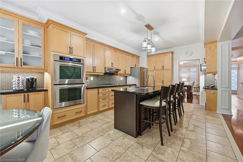 266 Admiral Drive, Oakville, ON - Indoor