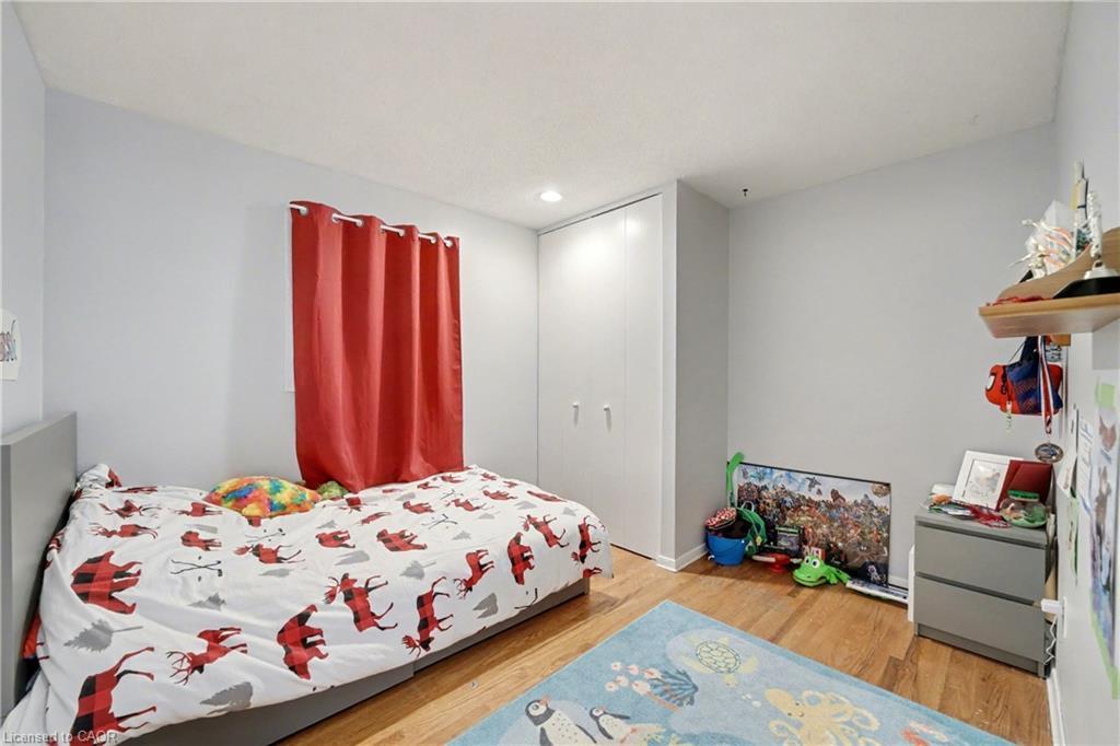 76 Appalachian Crescent, Kitchener, ON - Indoor Photo Showing Bedroom