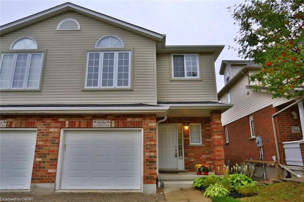 B-668 Butternut Avenue, Waterloo, ON - Outdoor With Exterior